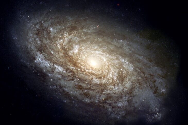 NGC_4414_(NASA-med)